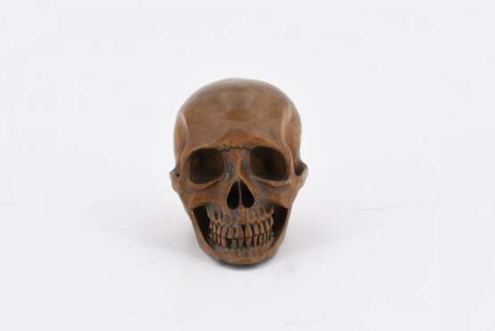 Small wooden skull - фото 2