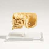 Ivory miniature of a skull - photo 4