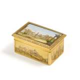 Two exquisite gilt silver and glass snuffboxes with cityscapes of rome in micro mosaic - photo 7