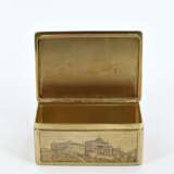 Two exquisite gilt silver and glass snuffboxes with cityscapes of rome in micro mosaic - photo 11