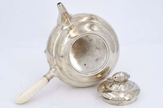 Three-piece silver and ivory tea set "Blossom" - фото 5