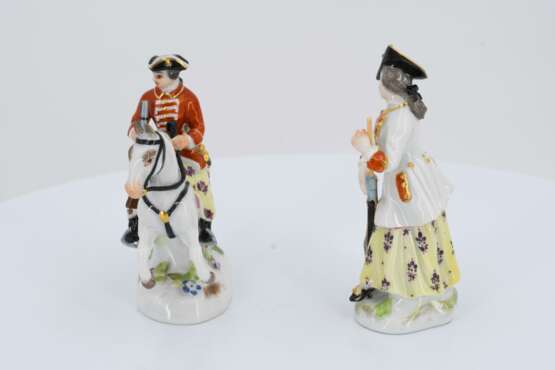 6 miniature porcelain figurines of hunters and huntresses - Foto 10