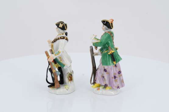 7 miniature porcelain figurines of hunters and huntresses - Foto 19