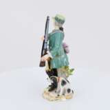 Porcelain figurine of hunter with musket and dog - фото 3