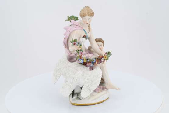 Porcelain figurine of Leda with the swan - photo 5