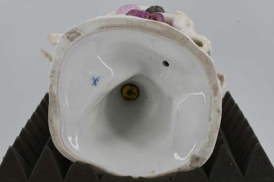 Porcelain potpourri-vessel "Love" - фото 7