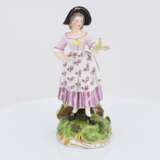 Porcelain figurine of lady with tray - фото 2