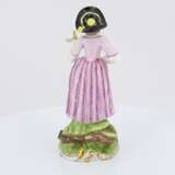 Porcelain figurine of lady with tray - photo 4
