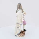 Porcelain figurine of singing capellmeister - photo 5