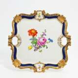 Magnificent porcelain tray with flower bouquet - фото 1