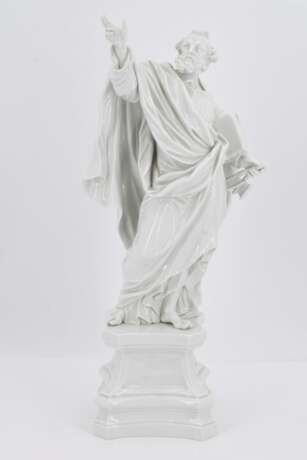 Porcelain figurine of the evangelist Peter - photo 2