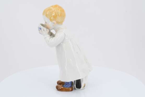 Porcelain figurine of boy with milk bowl - фото 3