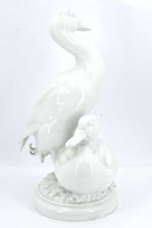 Large porcelain duck couple - фото 3
