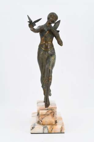Bronze figurine of dancing woman with two doves - фото 3