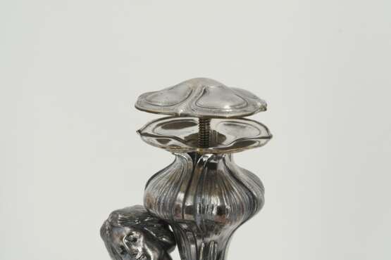 ART NOUVEAU CENTERPIECE WITH YOUNG WOMAN MADE OF SILVERED METAL AND CUT GLASS - фото 8
