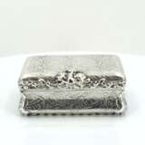 Silver snuffbox with flower tendrils - photo 2