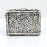 Silver snuffbox with flower tendrils - photo 7