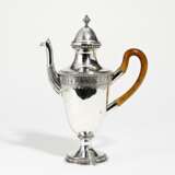 Large footed silver coffee pot - photo 1