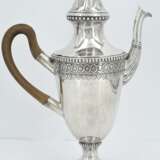 Large footed silver coffee pot - photo 4