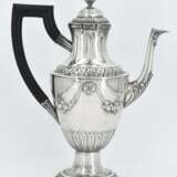 Silver coffee pot and hot-water jug with fruit festoons and lancet leaf decor - photo 13