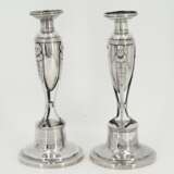 Pair of silver Empire candlesticks with Hermes décor - Foto 5