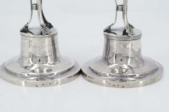 Pair of silver Empire candlesticks with Hermes décor - фото 8