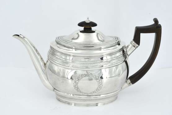 George III silver tea pot on stand - Foto 2