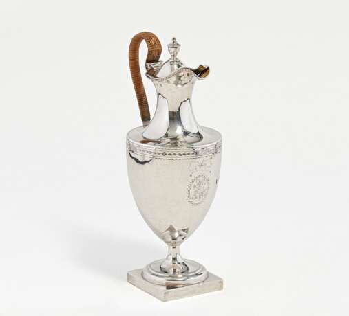 Footed George III silver jug - photo 1