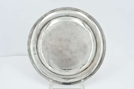 Pair of silver Victoria plates with Christ monogram of the Jesuit Order - photo 5