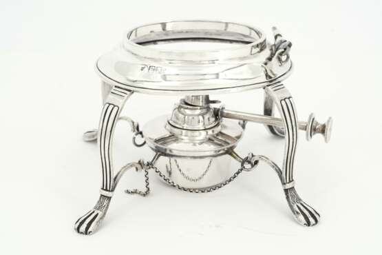 Edward VII silver tea pot with gadrooned walls on rechaud - photo 4