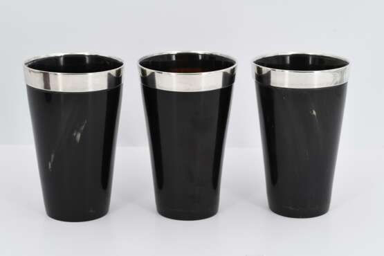 Set of six Victoria horn tumblers with silver mount and glass bottom - фото 5
