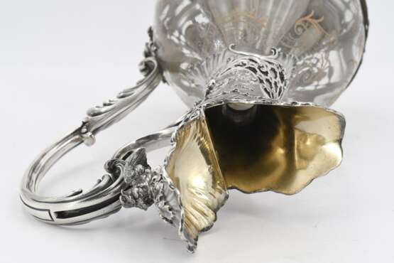 Silver and glass carafe with scallop décor and bird - photo 6
