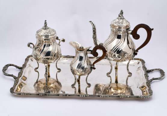 Four-piece silver coffee service with twist-fluted bodies - фото 21