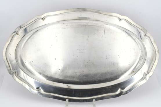 Large oval silver serving platter of the Baden Leib Grenadier Regiment with dedication - фото 4