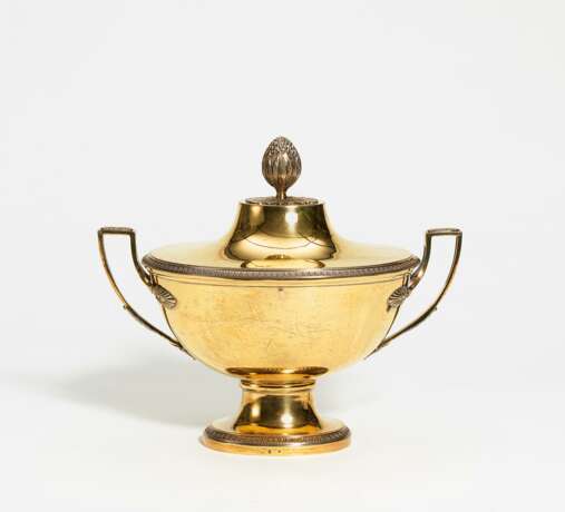 Oval vermeil tureen style Empire - фото 1