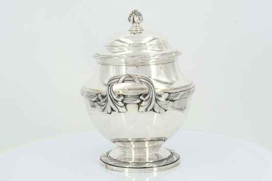 Four piece silver coffee and tea service with pomegranate knobs - photo 2