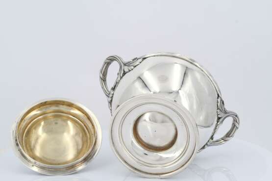 Four piece silver coffee and tea service with pomegranate knobs - photo 6