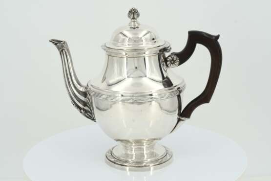 Four piece silver coffee and tea service with pomegranate knobs - photo 10