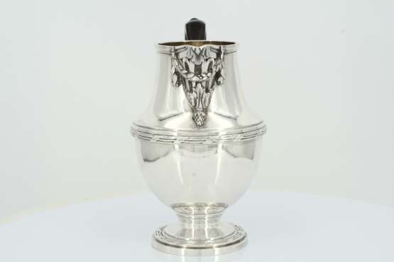 Four piece silver coffee and tea service with pomegranate knobs - photo 23