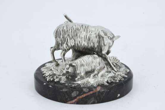 Silver and marble paperweight with sheep - фото 2
