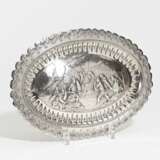 Oval silver display platter with roman conquest scene - Foto 1