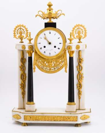 Marble Portal pendulum clock Louis XVI - фото 2