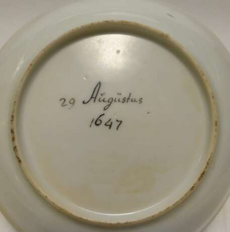 Rare porcelain cup and scauer showing the 'Wonder of Zaandam' - photo 4
