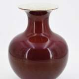 Porcelain bottle shaped vase - photo 2