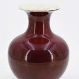 Porcelain bottle shaped vase - фото 5