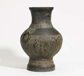Archaic style bronze vase