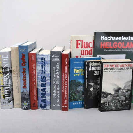 Konvolut Bücher Militärgeschichte II. Weltkrieg - photo 1