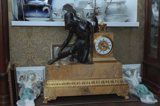 “Mantel clock.France early XIX century bronze” - photo 1