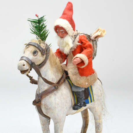 Nikolaus auf Pferd - Foto 1