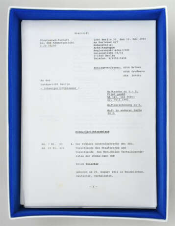 Abschrift Anklageschrift Erich Honecker 1992 - photo 2